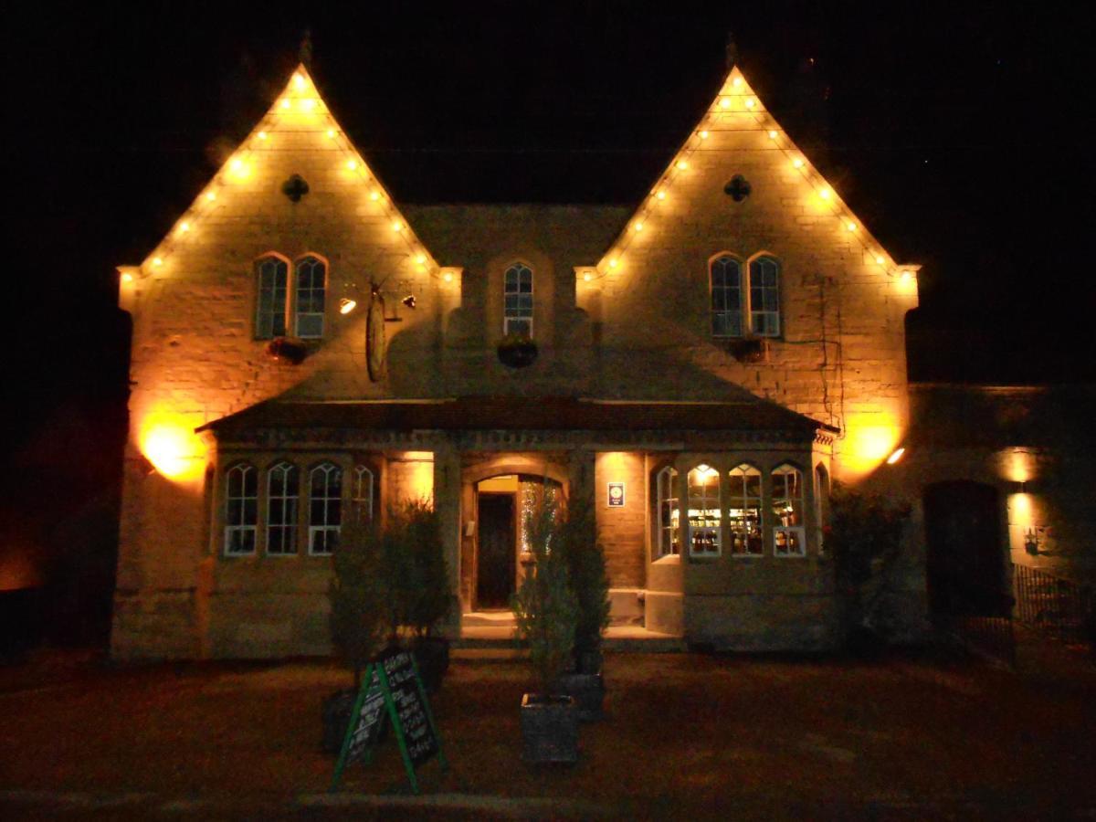 Hôtel Willoughby Arms à Little Bytham Extérieur photo