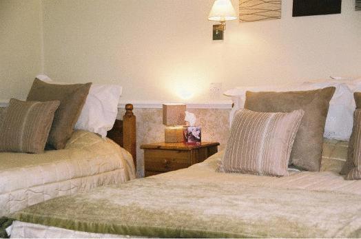 Hôtel Willoughby Arms à Little Bytham Extérieur photo
